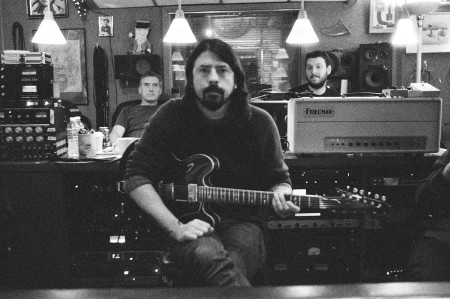b-and-w-grohl